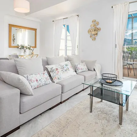 Sat25i Penthouse With Sea Views In Nueva Andalucia *