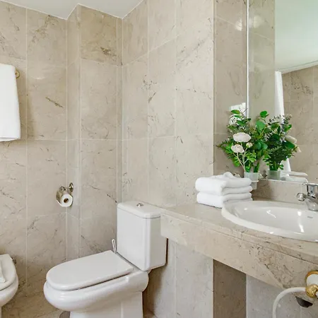Sat25i Penthouse With Sea Views In Nueva Andalucia דירה *