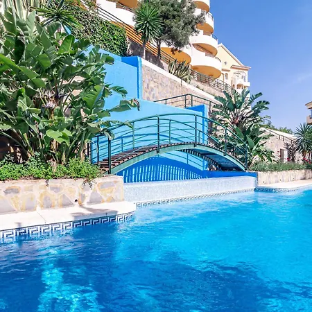 Sat25i Penthouse With Sea Views In Nueva Andalucia * מארבלה