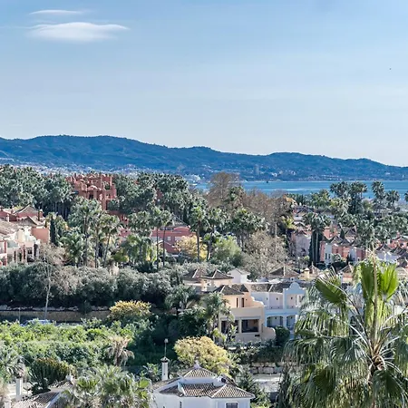 דירה Sat25i Penthouse With Sea Views In Nueva Andalucia *